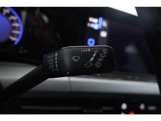 Volkswagen Golf 1.0 TSI Life 5  Deurs hatchback, Stoelverw. Apple carplay ActivLease financial lease