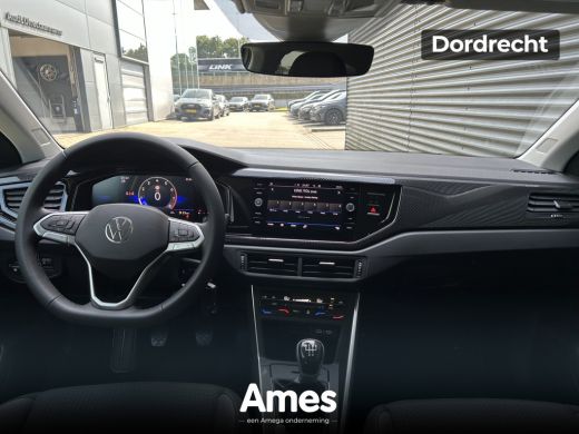 Volkswagen Polo Life Edition 1.0 TSI 70 kW / 95 PK Hatchback 5 versn. Hand incl. €4000,- inruilpremie | uit voorr... ActivLease financial lease
