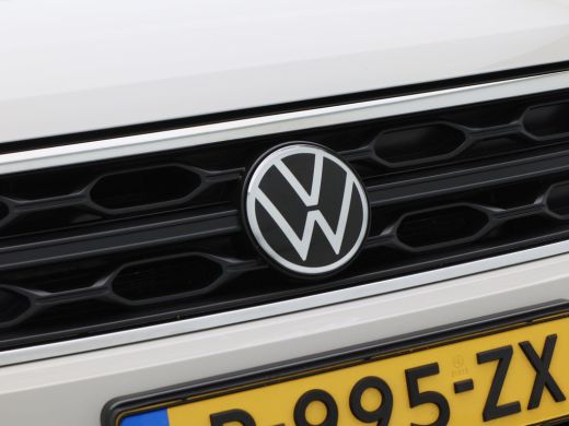 Volkswagen T-Roc 1.0 TSi 110 Pk Life Business | Navigatie | LED | 16 Inch | Camera | Stoelverwarming | Parkeersens... ActivLease financial lease