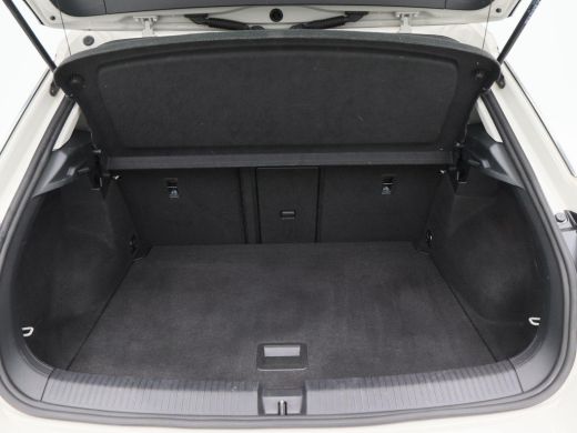 Volkswagen T-Roc 1.0 TSi 110 Pk Life Business | Navigatie | LED | 16 Inch | Camera | Stoelverwarming | Parkeersens... ActivLease financial lease