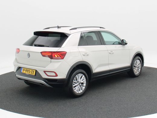 Volkswagen T-Roc 1.0 TSi 110 Pk Life Business | Navigatie | LED | 16 Inch | Camera | Stoelverwarming | Parkeersens... ActivLease financial lease