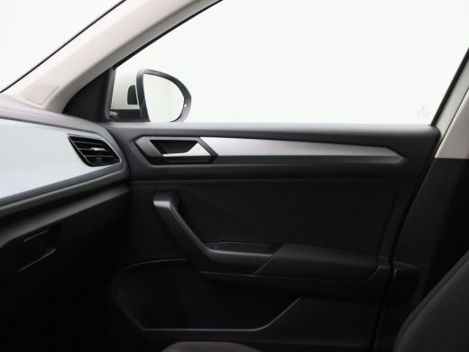 Volkswagen T-Roc 1.0 TSi 110 Pk Life Business | Navigatie | LED | 16 Inch | Camera | Stoelverwarming | Parkeersens... ActivLease financial lease