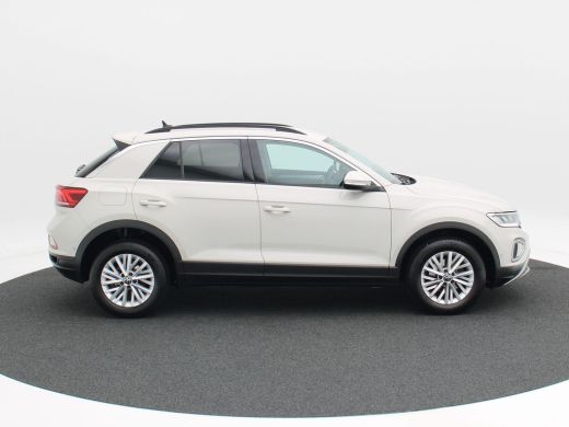 Volkswagen T-Roc 1.0 TSi 110 Pk Life Business | Navigatie | LED | 16 Inch | Camera | Stoelverwarming | Parkeersens... ActivLease financial lease