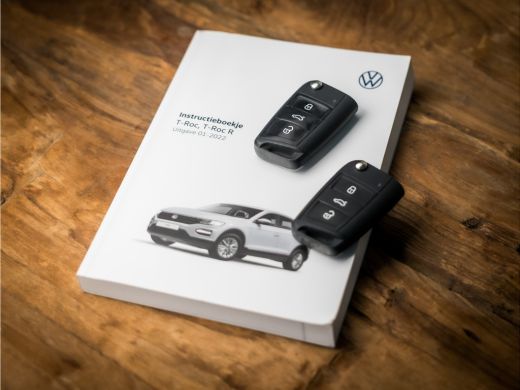 Volkswagen T-Roc 1.0 TSI Sport (VIRTUAL COCKPIT, APPLE CARPLAY, ALCANTARA, LED KOPLAMPEN, SPORTSTOELEN, MASSAGE, C... ActivLease financial lease
