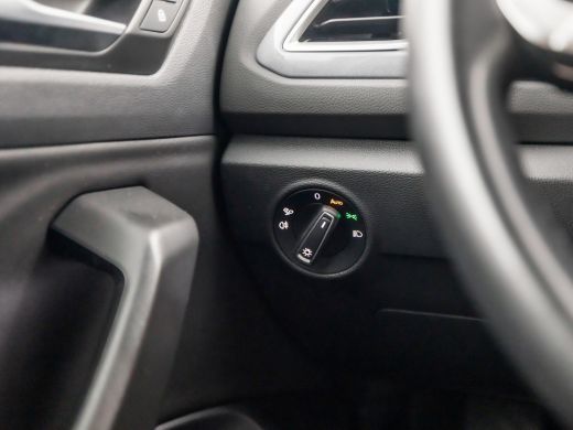 Volkswagen T-Roc 1.0 TSI Sport (VIRTUAL COCKPIT, APPLE CARPLAY, ALCANTARA, LED KOPLAMPEN, SPORTSTOELEN, MASSAGE, C... ActivLease financial lease