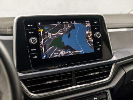 Volkswagen T-Roc 1.0 TSI Sport (VIRTUAL COCKPIT, APPLE CARPLAY, ALCANTARA, LED KOPLAMPEN, SPORTSTOELEN, MASSAGE, C... ActivLease financial lease