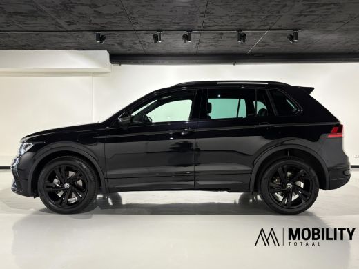 Volkswagen Tiguan 1.4 TSI eHybrid 245pk|R-Line|Black|Panodak|Trekhaak|360|IQ Led koplampen|Carplay|Sfeer verlichtin... ActivLease financial lease