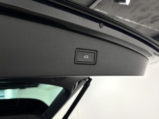 Volkswagen Tiguan 1.4 TSI eHybrid 245pk|R-Line|Black|Panodak|Trekhaak|360|IQ Led koplampen|Carplay|Sfeer verlichtin... ActivLease financial lease