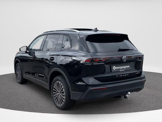Volkswagen Tiguan 1.5 eHybrid Life Edition | Pano | Trekhaak | 18" | ActivLease financial lease