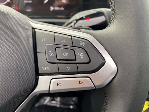 Volkswagen Tiguan 1.5 eHybrid Life Edition | Pano | Trekhaak | 18" | ActivLease financial lease