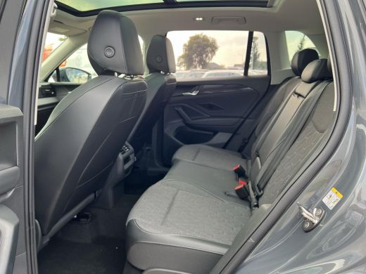 Volkswagen Tiguan 1.5 eHybrid Life Edition | Pano Dak | Trekhaak | | PHEV | 204Pk | 18 Inch | DCC | ActivLease financial lease