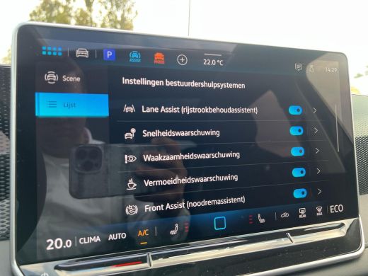 Volkswagen Tiguan 1.5 eHybrid Life Edition | Pano Dak | Trekhaak | | PHEV | 204Pk | 18 Inch | DCC | ActivLease financial lease
