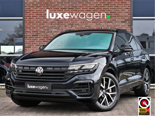 Volkswagen Touareg R 3.0 TSi eHybrid 4M Pano Trekh ACC Luchtvering Stuurverw