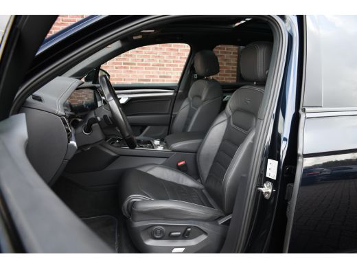 Volkswagen Touareg R 3.0 TSi eHybrid 4M Pano Trekh ACC Luchtvering Stuurverw ActivLease financial lease