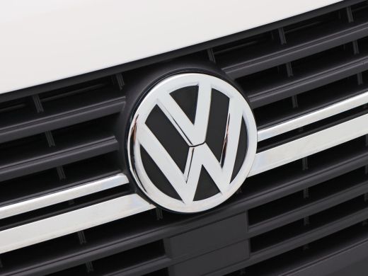 Volkswagen Transporter 2.0 TDi 150 Pk L2H1 | Navigatie | Trekhaak | Parkeersensoren | CarPlay | Airco | Cruise Controle ... ActivLease financial lease