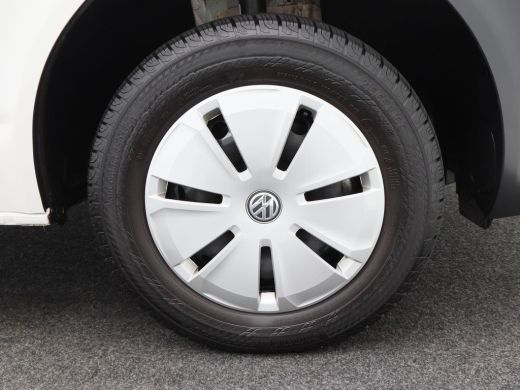 Volkswagen Transporter 2.0 TDi 150 Pk L2H1 | Navigatie | Trekhaak | Parkeersensoren | CarPlay | Airco | Cruise Controle ... ActivLease financial lease