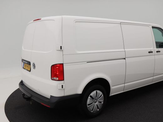 Volkswagen Transporter 2.0 TDi 150 Pk L2H1 | Navigatie | Trekhaak | Parkeersensoren | CarPlay | Airco | Cruise Controle ... ActivLease financial lease