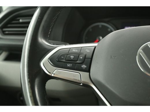 Volkswagen Transporter 2.0 TDI L2H1 | 150PK | Automaat | Airco | Camera | Carplay | Cruise | 3-Zits | Trekhaak | Schuifd... ActivLease financial lease