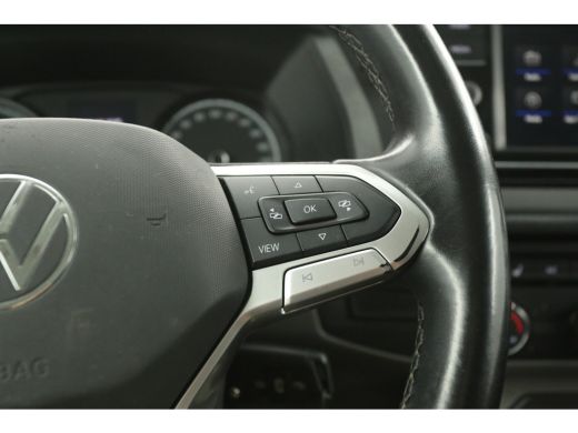 Volkswagen Transporter 2.0 TDI L2H1 | 150PK | Automaat | Airco | Camera | Carplay | Cruise | 3-Zits | Trekhaak | Schuifd... ActivLease financial lease