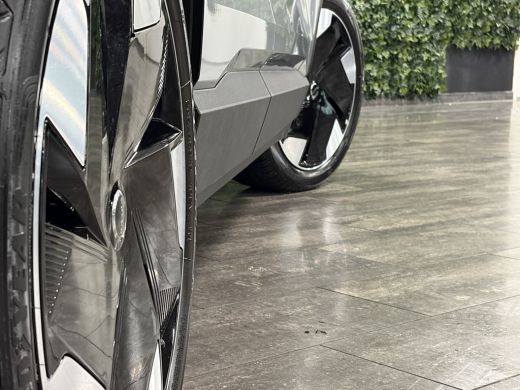 Volvo  EX30 Single Motor Extended Range Plus | Stoel en Stuurwielverwarming | Adaptieve Cruise Control | Harm... ActivLease financial lease