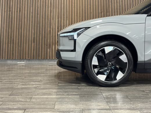 Volvo  EX30 Single Motor Extended Range Plus | Stoel en Stuurwielverwarming | Adaptieve Cruise Control | Harm... ActivLease financial lease