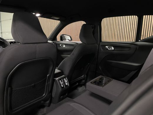 Volvo  EX40 Single Motor Extended Range Plus | Trekhaak | All Season banden | Adaptieve Cruise Control | Stoe... ActivLease financial lease
