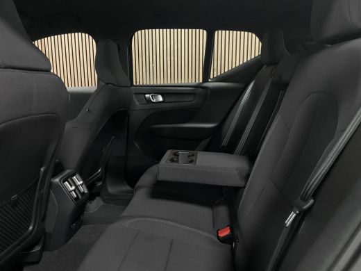 Volvo  EX40 Single Motor Extended Range Plus | Trekhaak | All Season banden | Adaptieve Cruise Control | Stoe... ActivLease financial lease