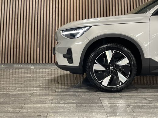 Volvo  EX40 Single Motor Extended Range Plus | Trekhaak | All Season banden | Adaptieve Cruise Control | Stoe... ActivLease financial lease