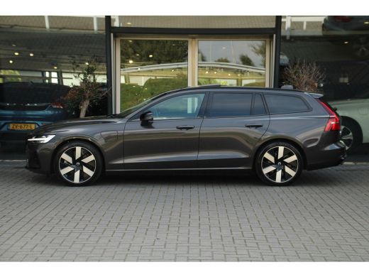 Volvo  V60 2.0 T8 Plug-in hybrid AWD Ultra Dark | Head-Up | Panoramadak | Harman Kardon | Trekhaak | Leder |... ActivLease financial lease
