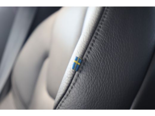 Volvo  V60 T6 340PK AWD Inscription | Intellisafe | Camera | Harman Kardon | Gelaagd glas rondom ActivLease financial lease