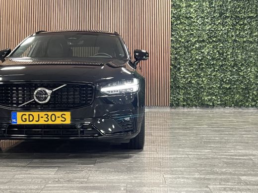 Volvo  V90 B5 Ultimate Dark | Schuifdak | 360° Camera | Head-Up Display | Harman Kardon | Adaptieve Cruise C... ActivLease financial lease