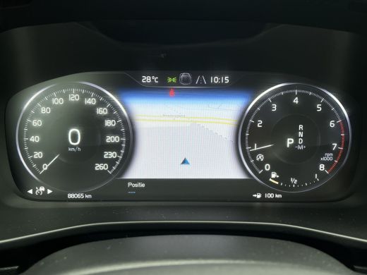 Volvo  XC40 2.0 T4 Momentum Pro | Pilot Assist | Camera | CarPlay | BLIS | ActivLease financial lease