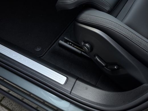 Volvo  XC60 2.0 T6 Plug-in hybrid AWD Plus Bright | MY26 | Forest Lake | Trekhaak | Rondomzicht camera | Lede... ActivLease financial lease