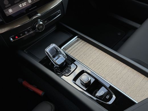 Volvo  XC60 2.0 T6 Plug-in hybrid AWD Plus Bright | MY26 | Forest Lake | Trekhaak | Rondomzicht camera | Lede... ActivLease financial lease