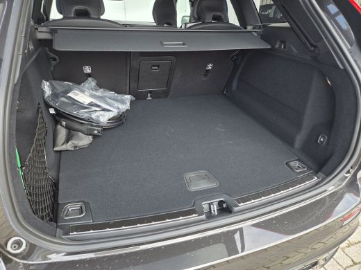 Volvo  XC60 T6 Plus Dark | Panoramadak | Trekhaak | Stoel/Stuur Verwarming | ActivLease financial lease