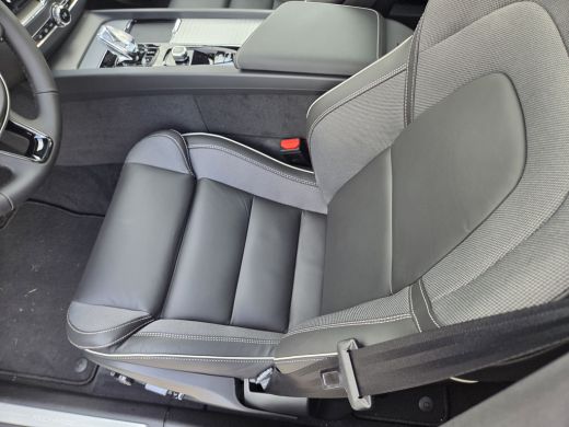 Volvo  XC60 T6 Plus Dark | Panoramadak | Trekhaak | Stoel/Stuur Verwarming | ActivLease financial lease