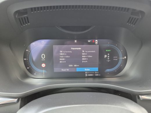 Volvo  XC60 T6 Plus Dark | Panoramadak | Trekhaak | Stoel/Stuur Verwarming | ActivLease financial lease