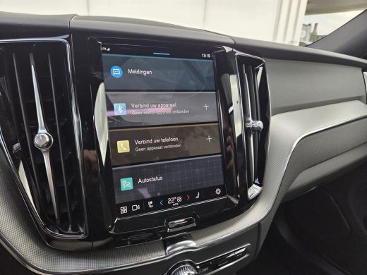 Volvo  XC60 T6 Plus Dark | Panoramadak | Trekhaak | Stoel/Stuur Verwarming | ActivLease financial lease