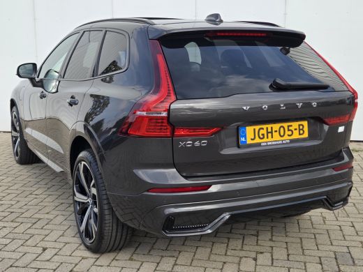 Volvo  XC60 T6 Plus Dark | Panoramadak | Trekhaak | Stoel/Stuur Verwarming | ActivLease financial lease
