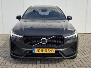 Volvo  XC60 T6 Plus Dark | Panoramadak | Trekhaak | Stoel/Stuur Verwarming |