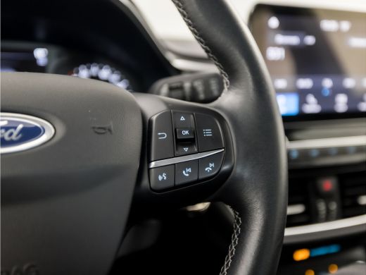 Ford Fiesta 1.0 EcoBoost Titanium Sport (APPLE CARPLAY, GROOT NAVI, CLIMATE, SPORTSTOELEN, LED KOPLAMPEN, LM ... ActivLease financial lease