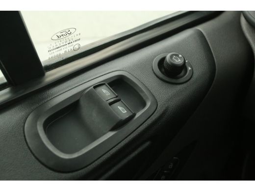 Ford Transit Custom 280 2.0 TDCI L1H1 | Automaat | Airco | Cruise | 3-Zits | Parkeersens. | Stoelverw. | LED ActivLease financial lease