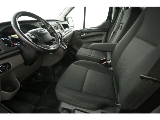 Ford Transit Custom 280 2.0 TDCI L1H1 | Automaat | Airco | Cruise | 3-Zits | Parkeersens. | Stoelverw. | LED ActivLease financial lease