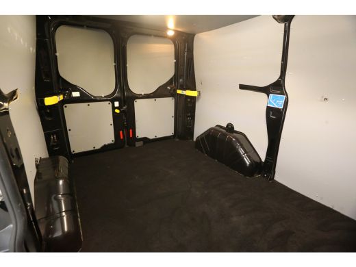 Ford Transit Custom 280 2.0 TDCI L1H1 | Automaat | Airco | Cruise | 3-Zits | Parkeersens. | Stoelverw. | LED ActivLease financial lease
