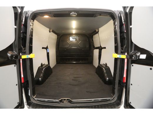 Ford Transit Custom 280 2.0 TDCI L1H1 | Automaat | Airco | Cruise | 3-Zits | Parkeersens. | Stoelverw. | LED ActivLease financial lease
