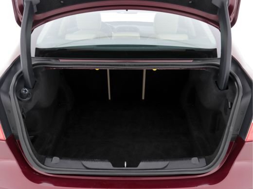 Jaguar XE 2.0 D Portfolio (INCL-BTW) Aut. *LUXURY-LEATHER | NAVI-FULLMAP | BI-XENON | CAMERA | ECC | COMFOR... ActivLease financial lease