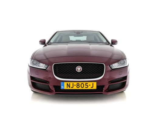 Jaguar XE 2.0 D Portfolio (INCL-BTW) Aut. *LUXURY-LEATHER | NAVI-FULLMAP | BI-XENON | CAMERA | ECC | COMFOR... ActivLease financial lease