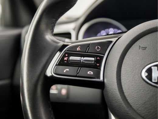 Kia Ceed 1.0 T-GDi DynamicLine (APPLE CARPLAY, GROOT NAVI, CLIMATE, GETINT GLAS, CAMERA, SPORTSTOELEN, LAN... ActivLease financial lease