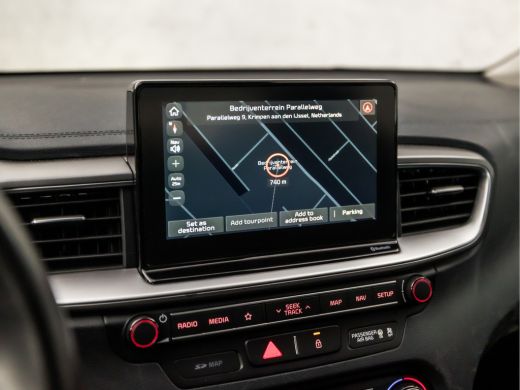 Kia Ceed 1.0 T-GDi DynamicLine (APPLE CARPLAY, GROOT NAVI, CLIMATE, GETINT GLAS, CAMERA, SPORTSTOELEN, LAN... ActivLease financial lease