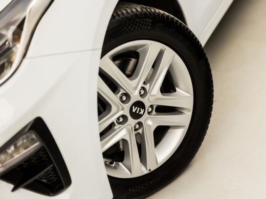 Kia Ceed 1.0 T-GDi DynamicLine (APPLE CARPLAY, GROOT NAVI, CLIMATE, GETINT GLAS, CAMERA, SPORTSTOELEN, LAN... ActivLease financial lease